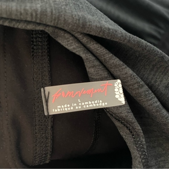 Free People Movement Off to the Races Onesie Jumpsuit Size Large - Picture 9 of 9